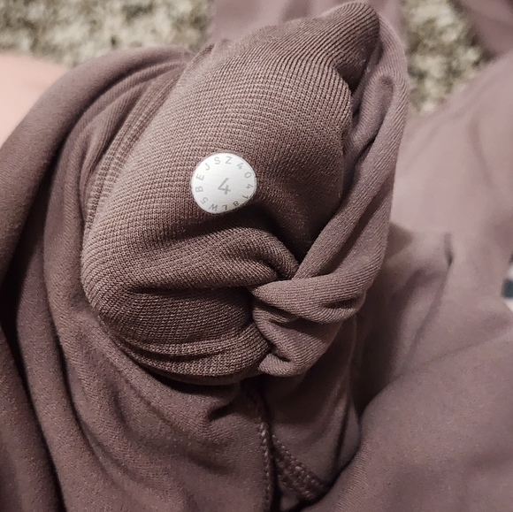 Lululemon align - Picture 9 of 13